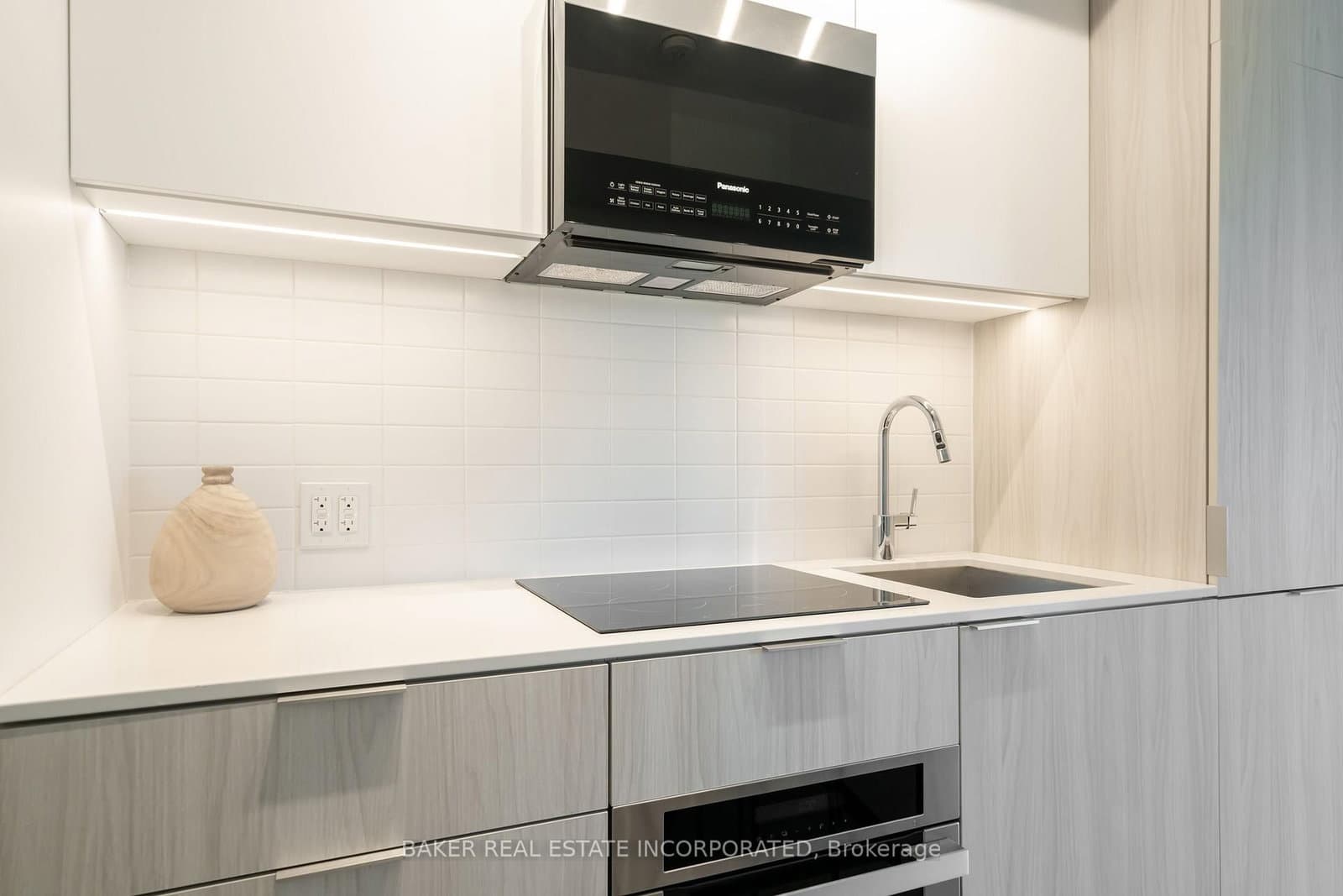 28 Eastern Avenue, Unit 824 thumbnail 6
