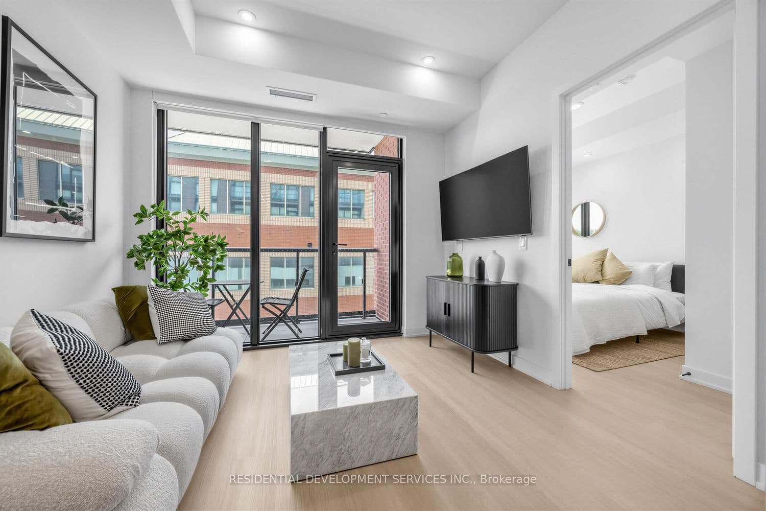 699 Sheppard Avenue E, Unit 226 thumbnail 14
