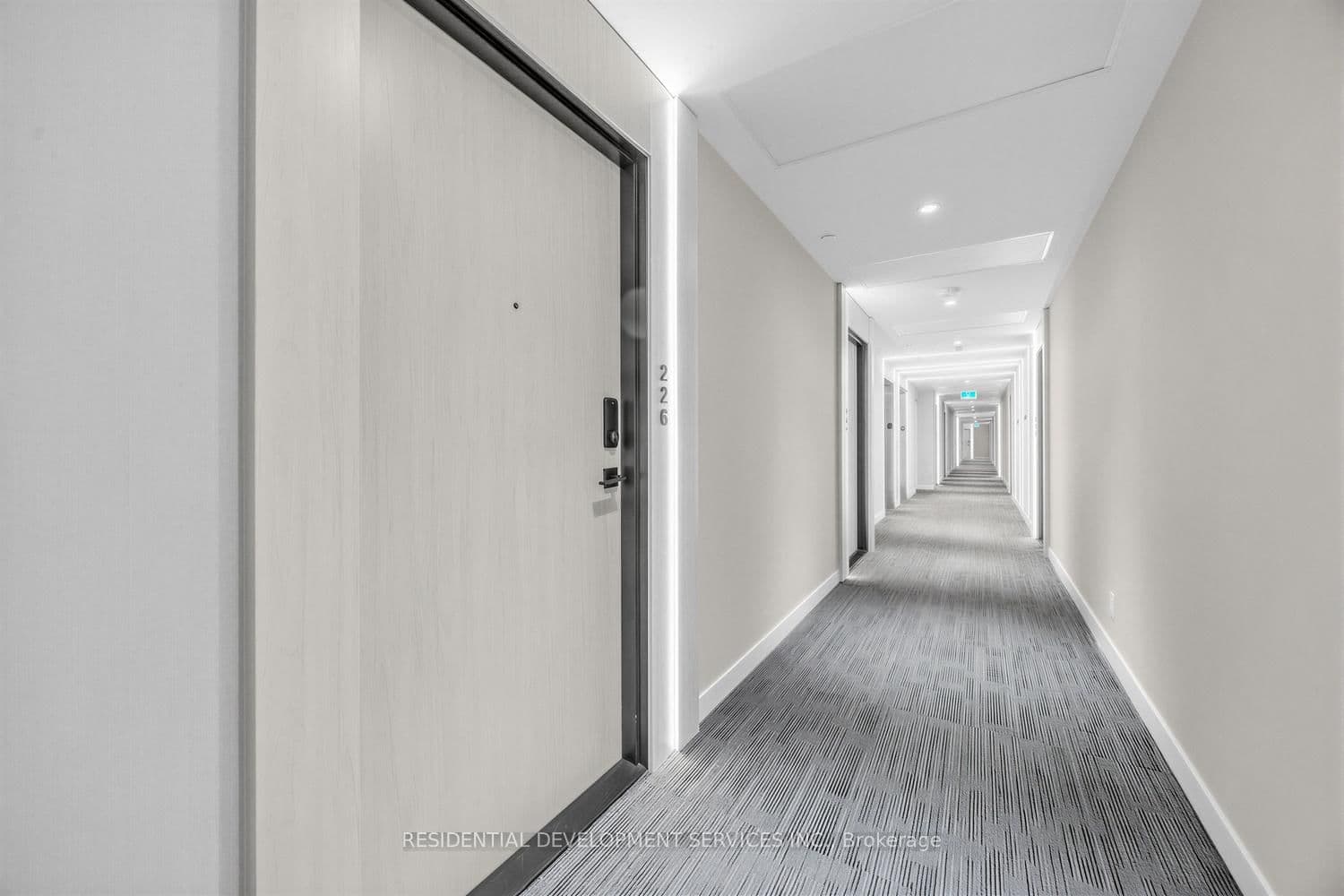 699 Sheppard Avenue E, Unit 226 thumbnail 2