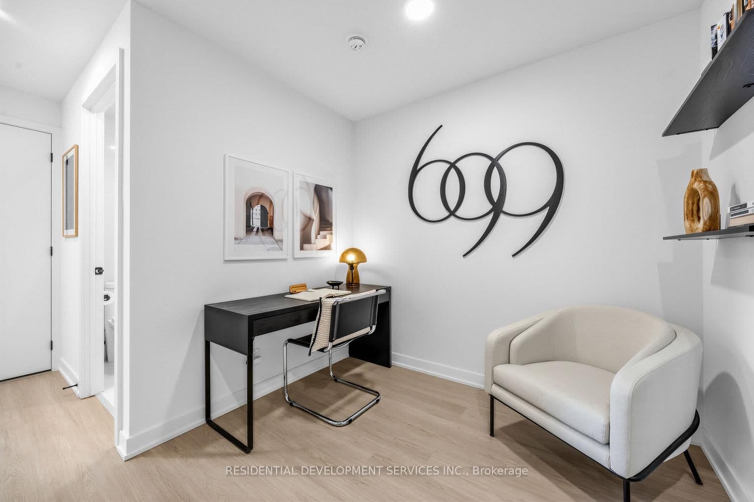 699 Sheppard Avenue E, Unit 226 thumbnail 4