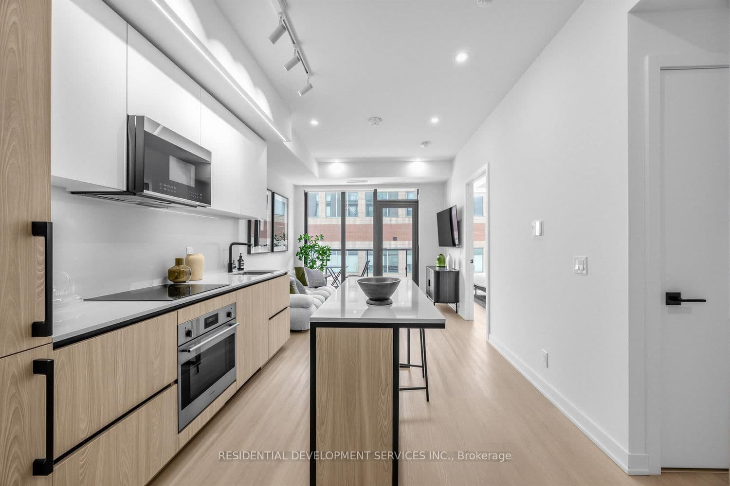 699 Sheppard Avenue E, Unit 226 thumbnail 8
