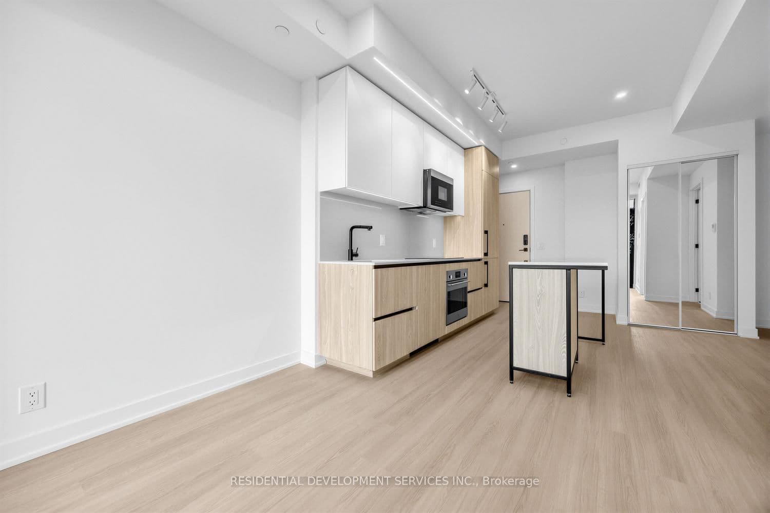 699 Sheppard Avenue E, Unit 505 thumbnail 12
