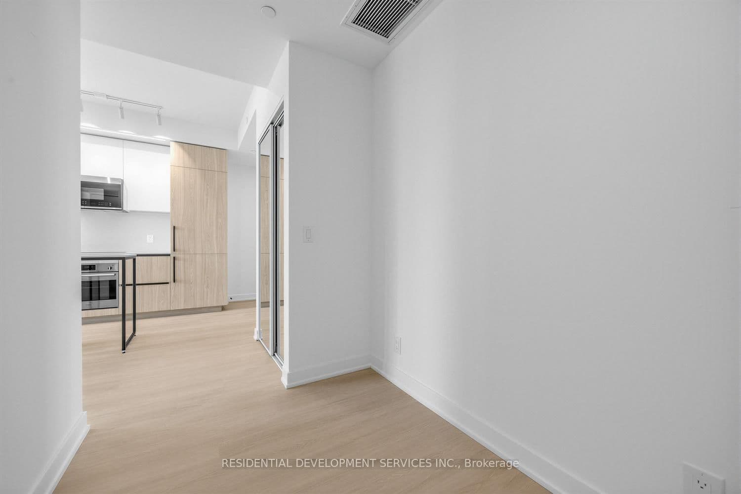 699 Sheppard Avenue E, Unit 505 thumbnail 23