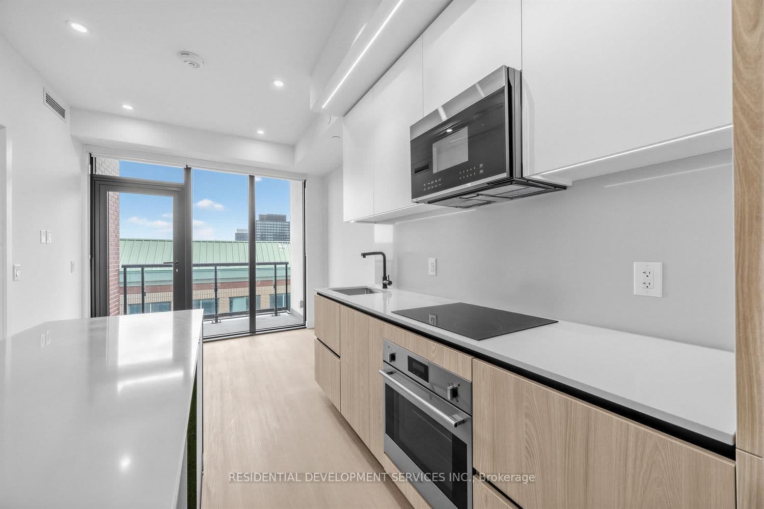 699 Sheppard Avenue E, Unit 505 thumbnail 5