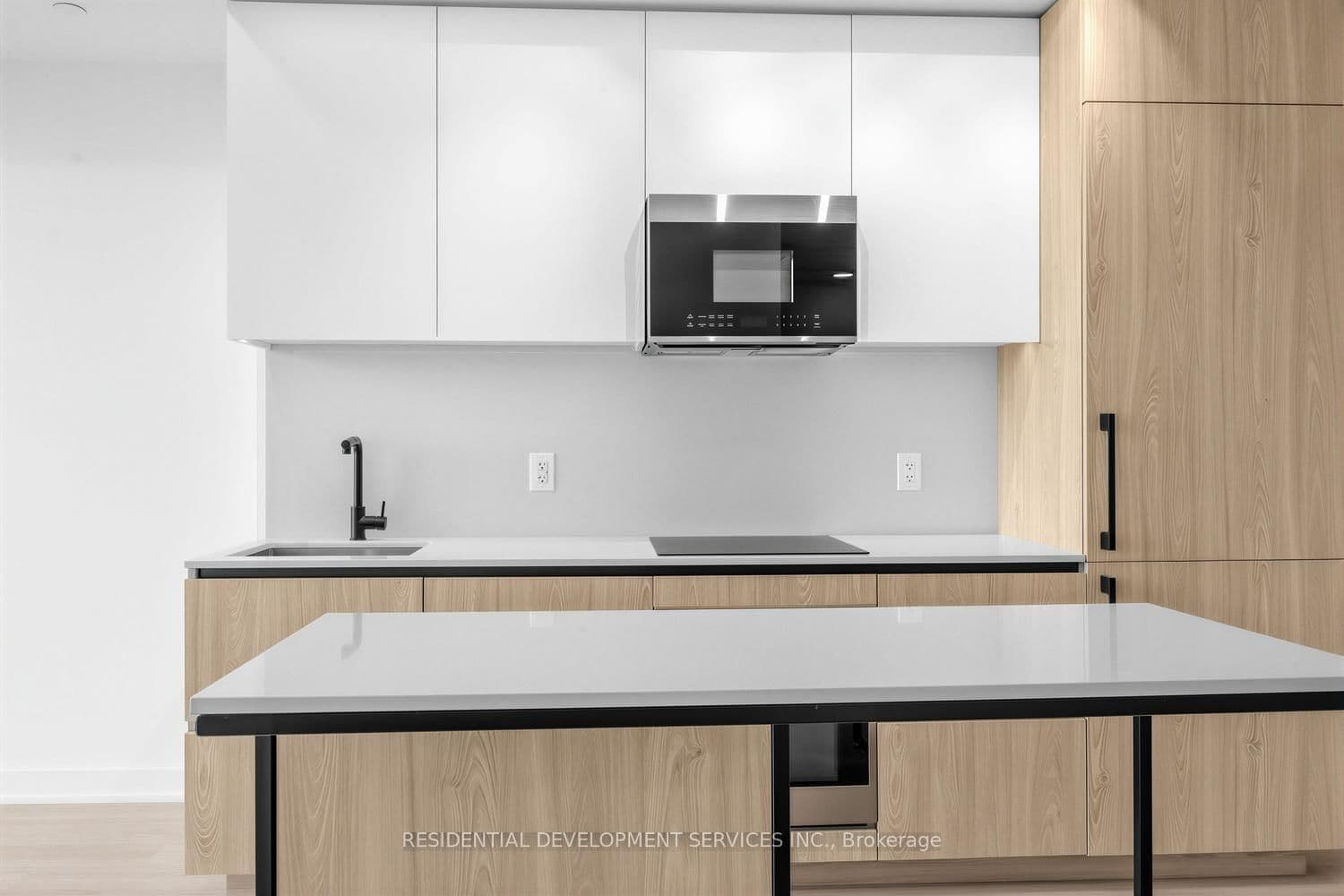 699 Sheppard Avenue E, Unit 505 thumbnail 7