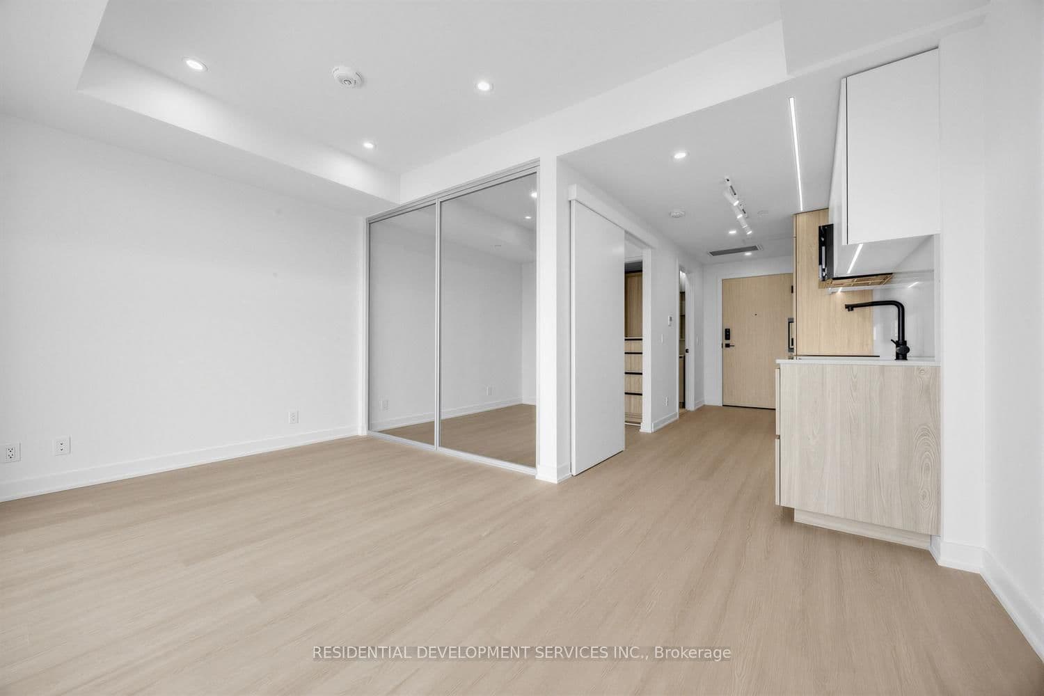 699 Sheppard Avenue E, Unit 619 thumbnail 15