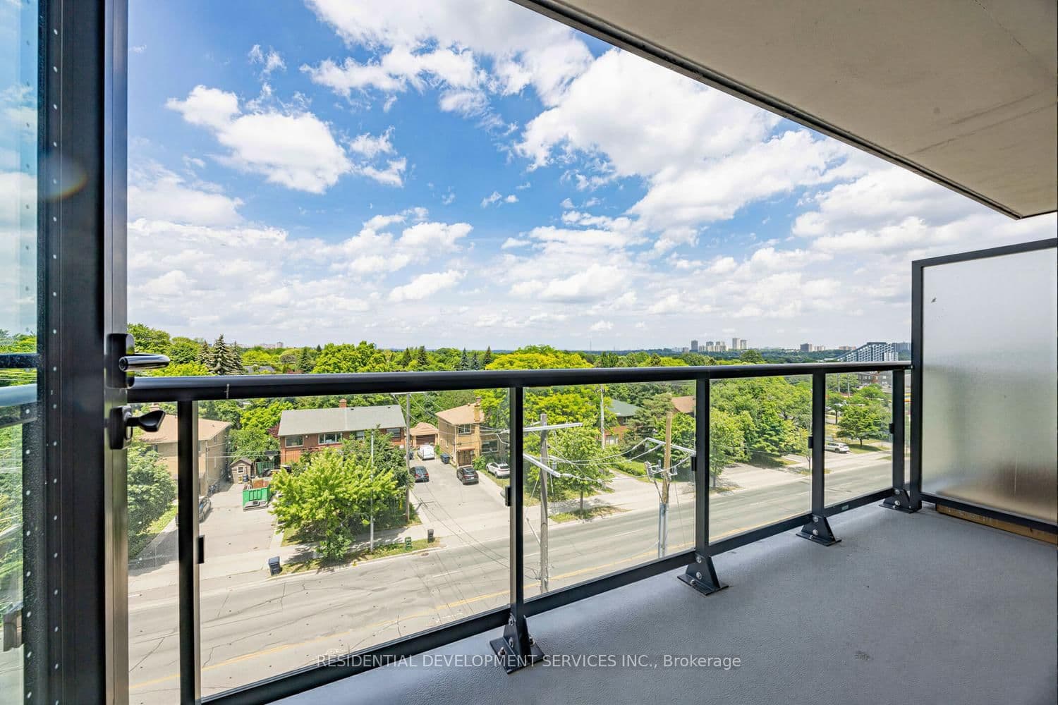 699 Sheppard Avenue E, Unit 619 thumbnail 23