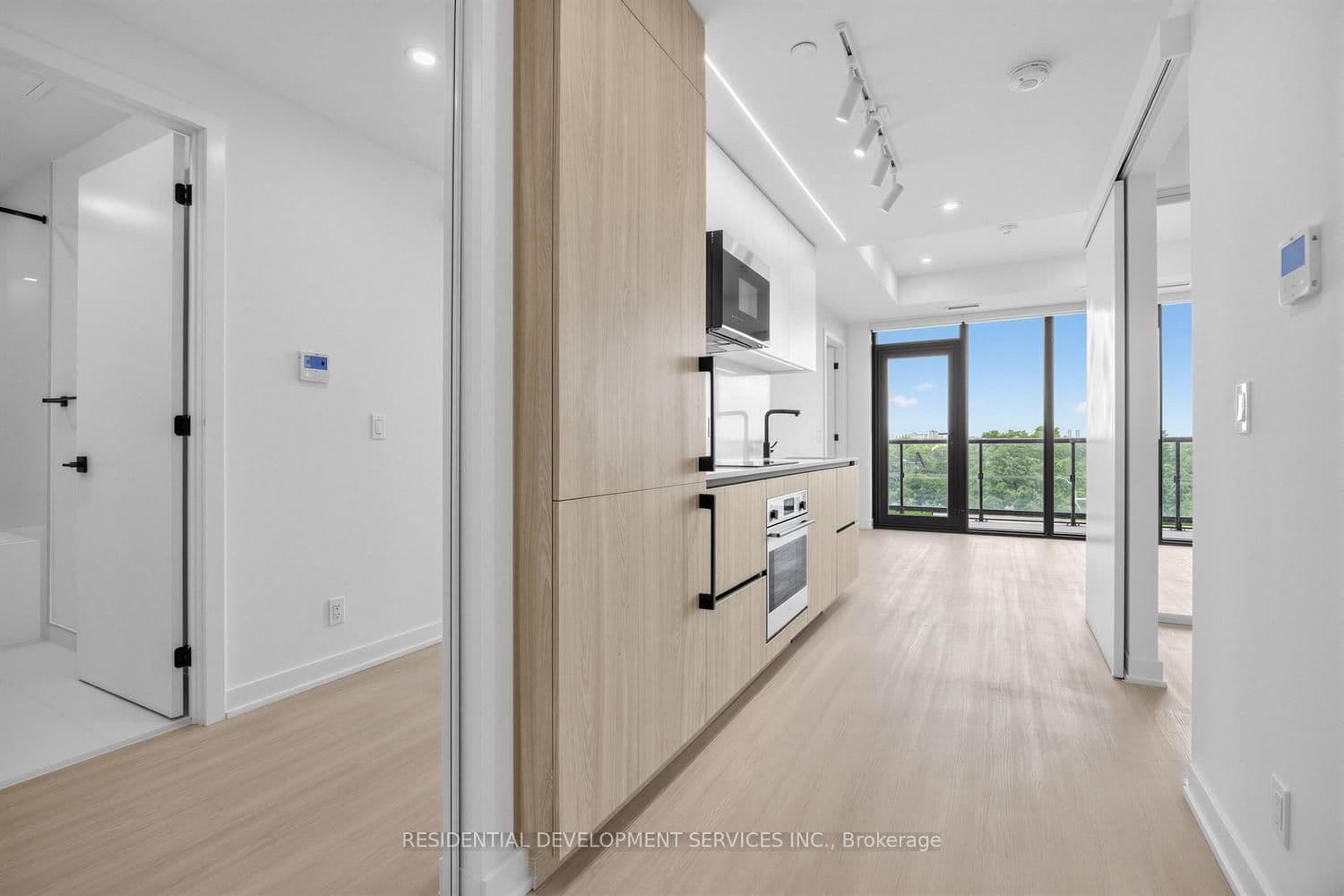 699 Sheppard Avenue E, Unit 619 thumbnail 5