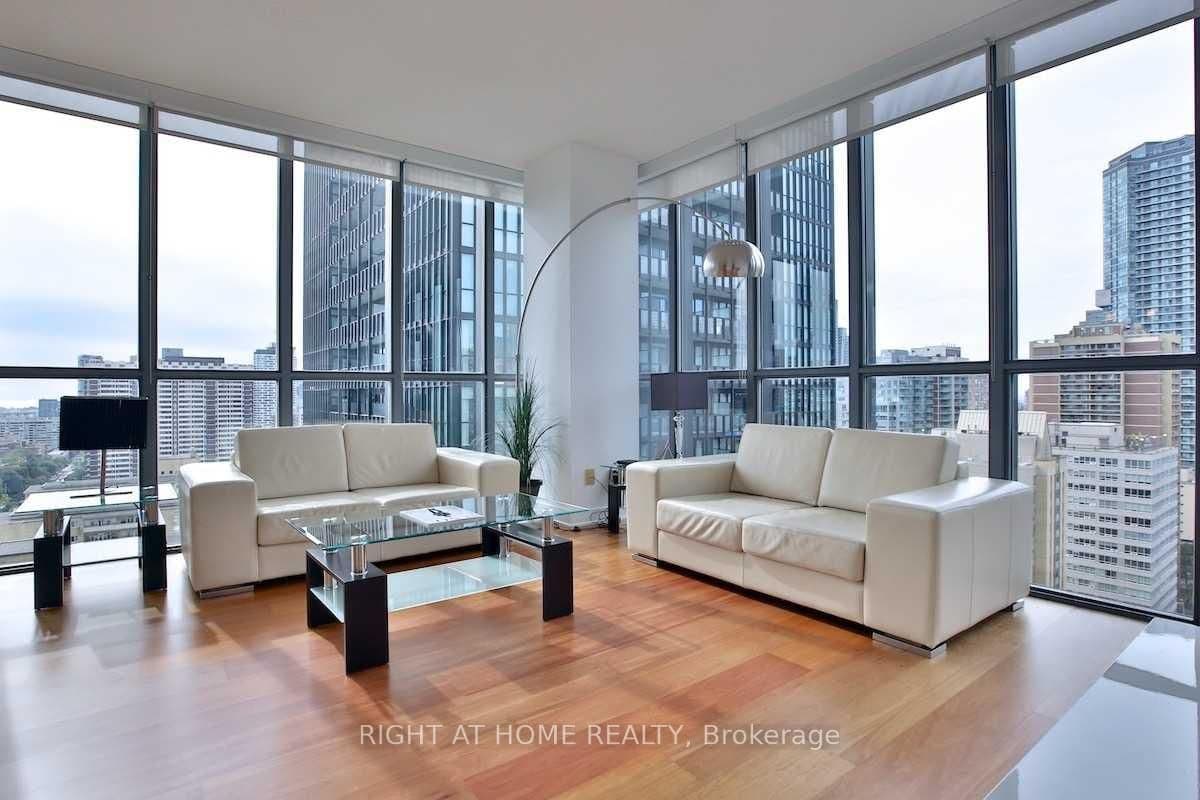 110 Charles Street E, Unit 1903 thumbnail 2