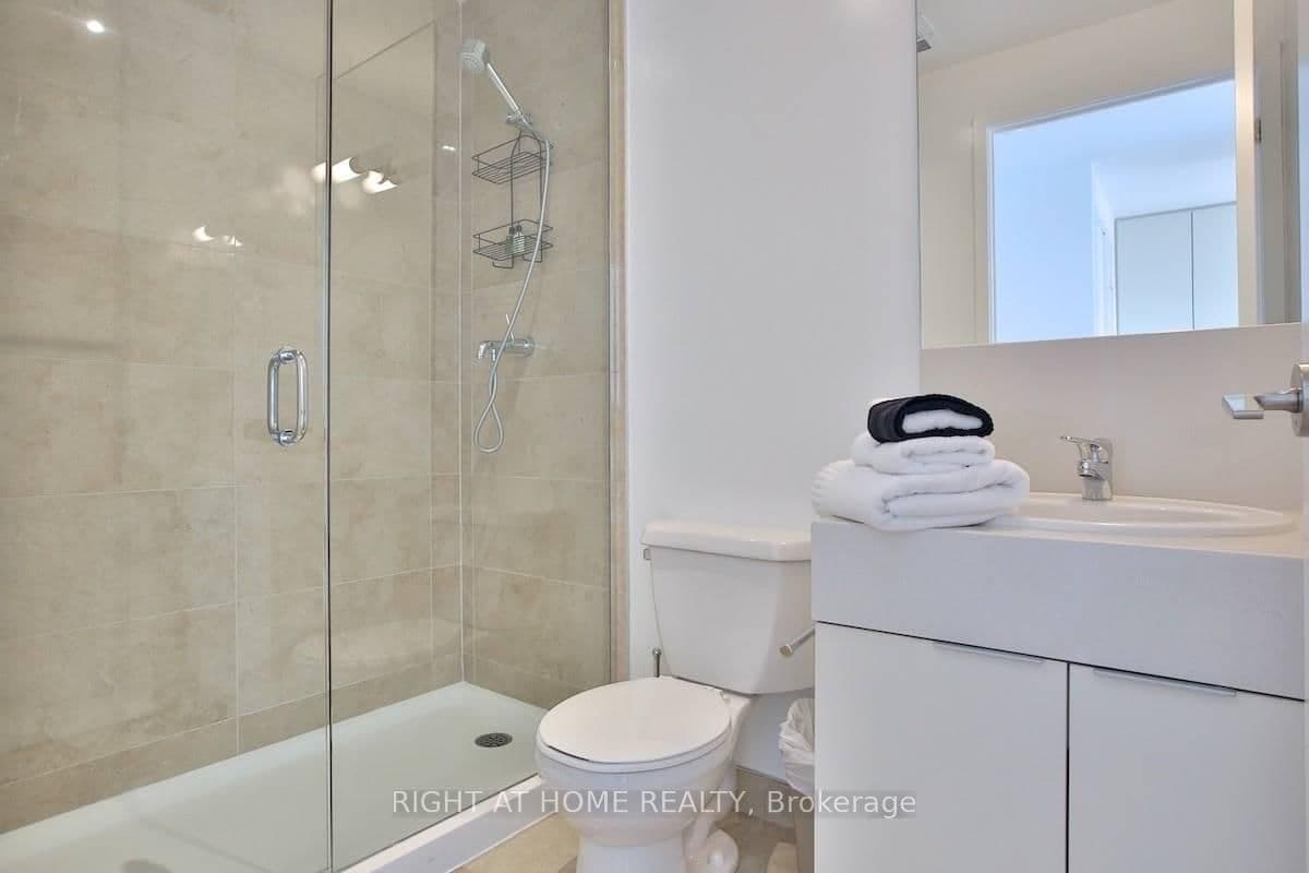 110 Charles Street E, Unit 1903 thumbnail 21