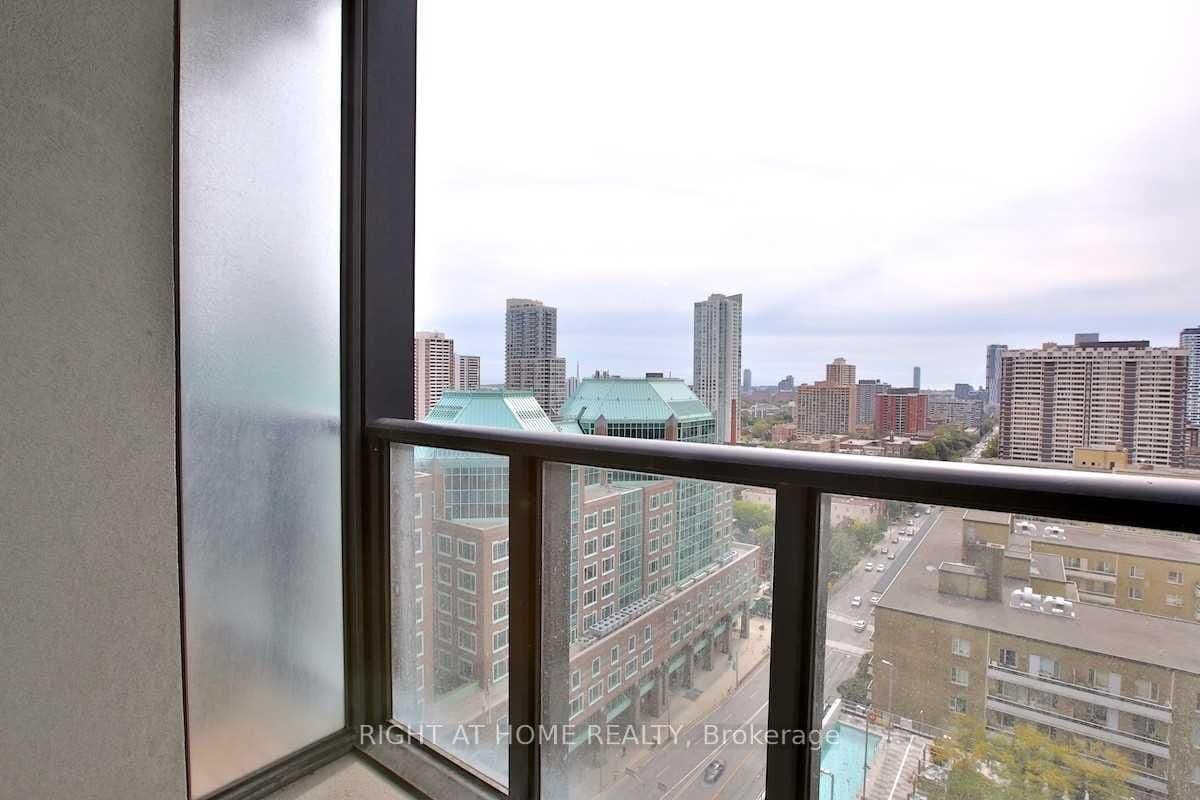 110 Charles Street E, Unit 1903 thumbnail 26