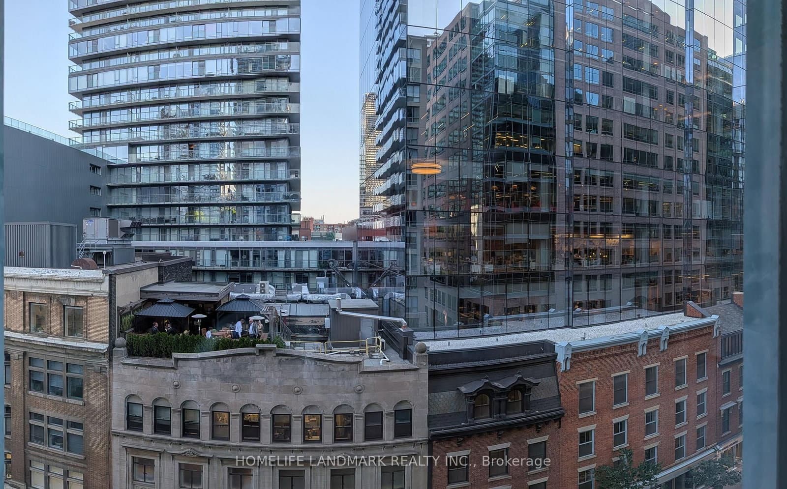 92 King Street E, Unit 805 thumbnail 18