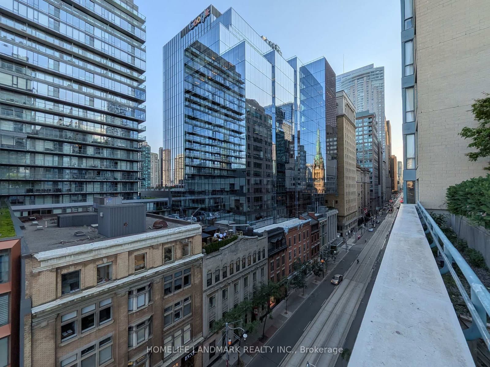 92 King Street E, Unit 805 thumbnail 25