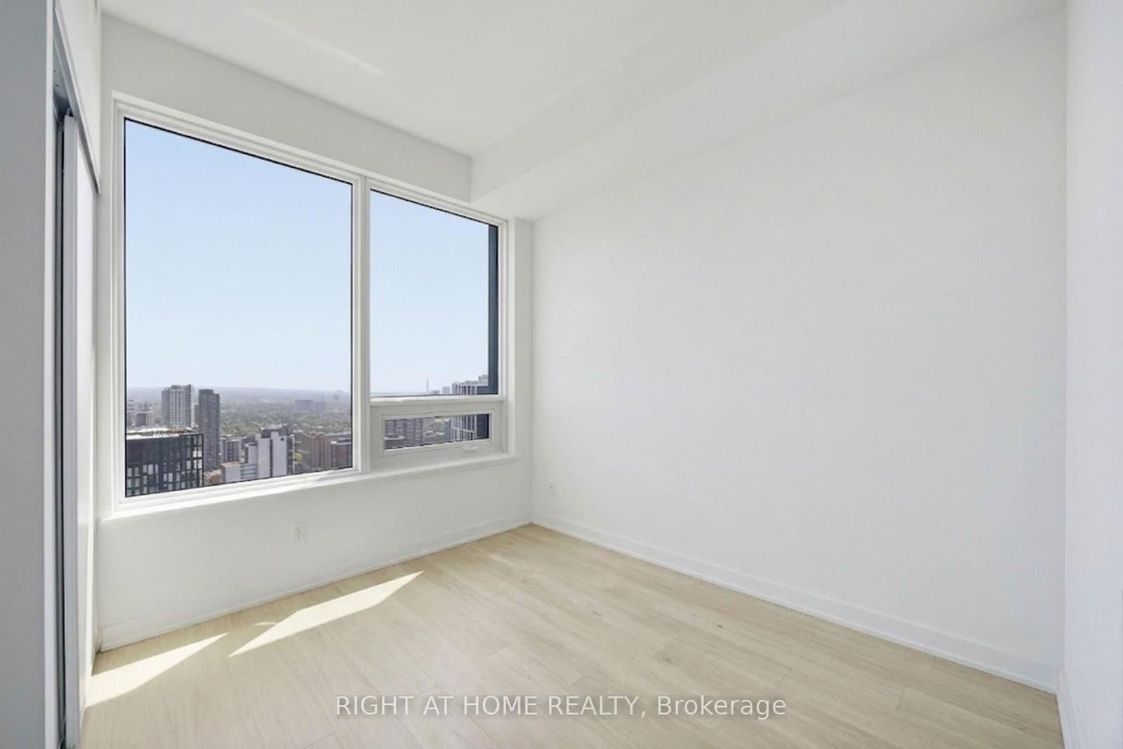 8 WELLESLEY Street W, Unit 5110 thumbnail 30