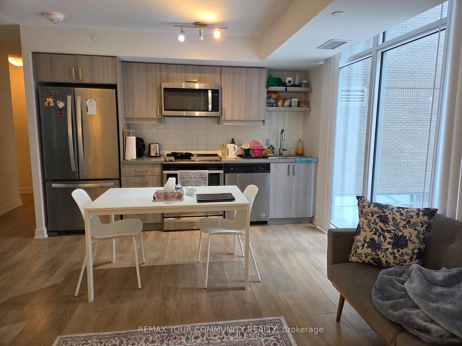 50 Wellesley Street E, Unit 302 thumbnail 5