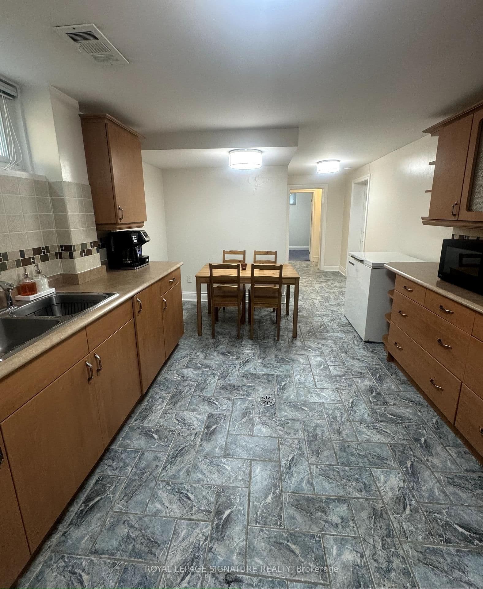 31 Whitelock Crescent, Unit Bsmt thumbnail 7