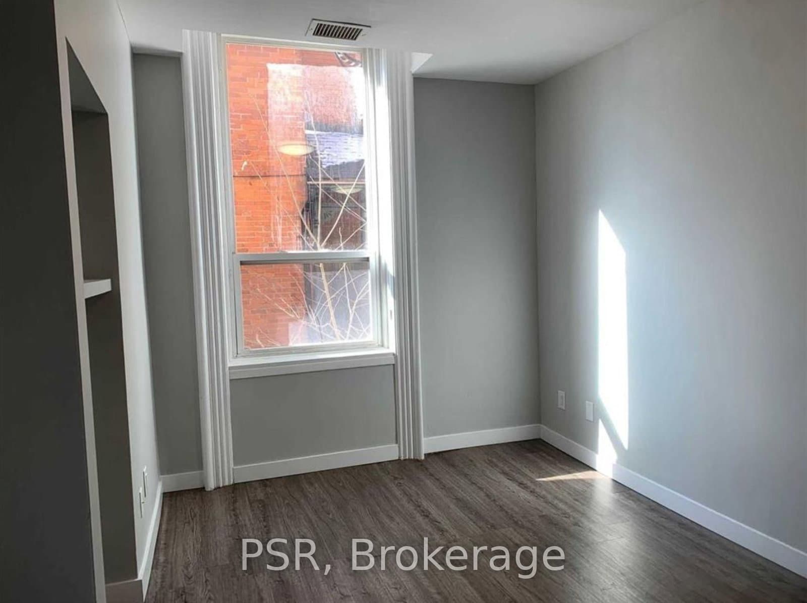 205 Gerrard Street E, Unit 3 thumbnail 6