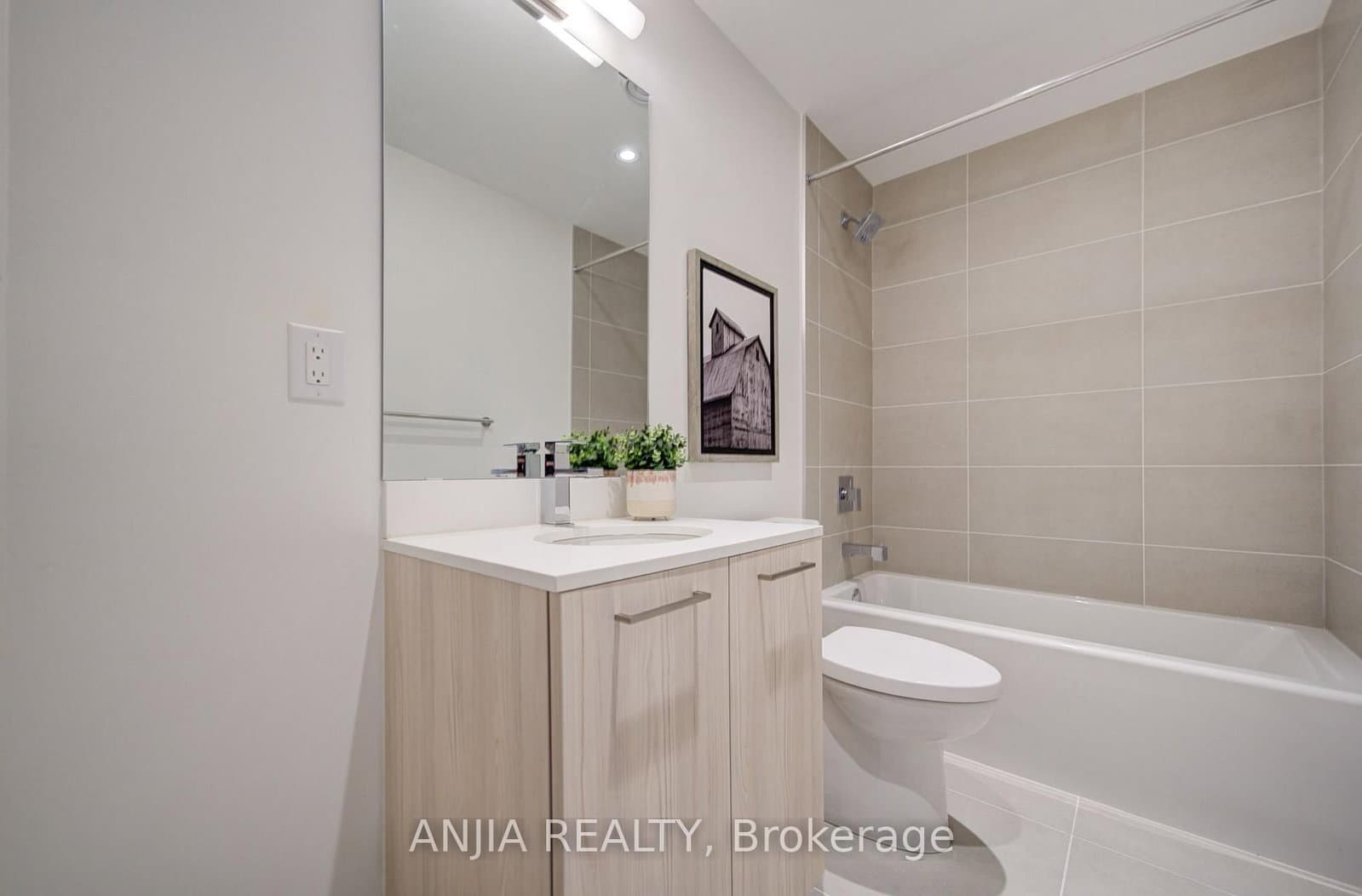 65 Mutual Street, Unit 2303 thumbnail 7