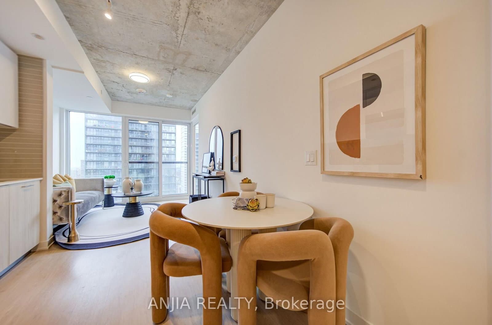 65 Mutual Street, Unit 2303 thumbnail 8