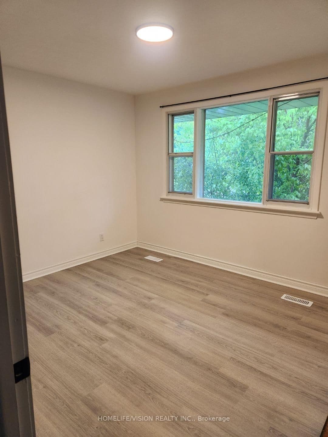 6 Brenham Crescent thumbnail 14