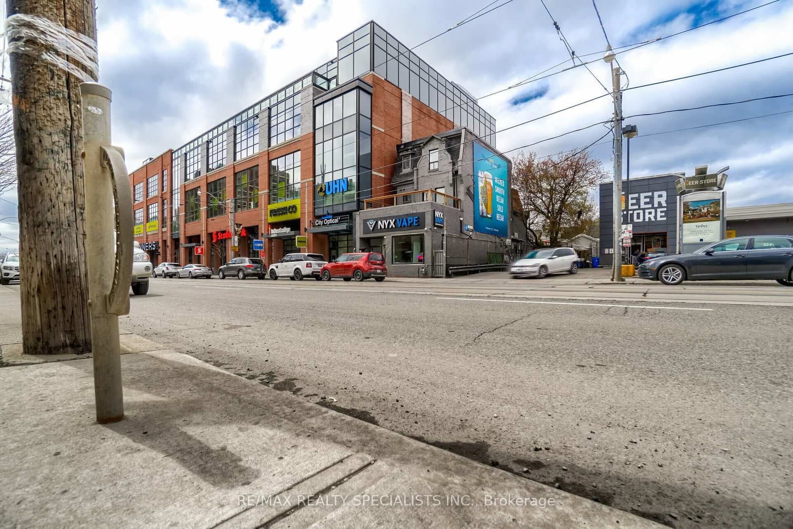 450 Bathurst Street, Unit 2 thumbnail 3