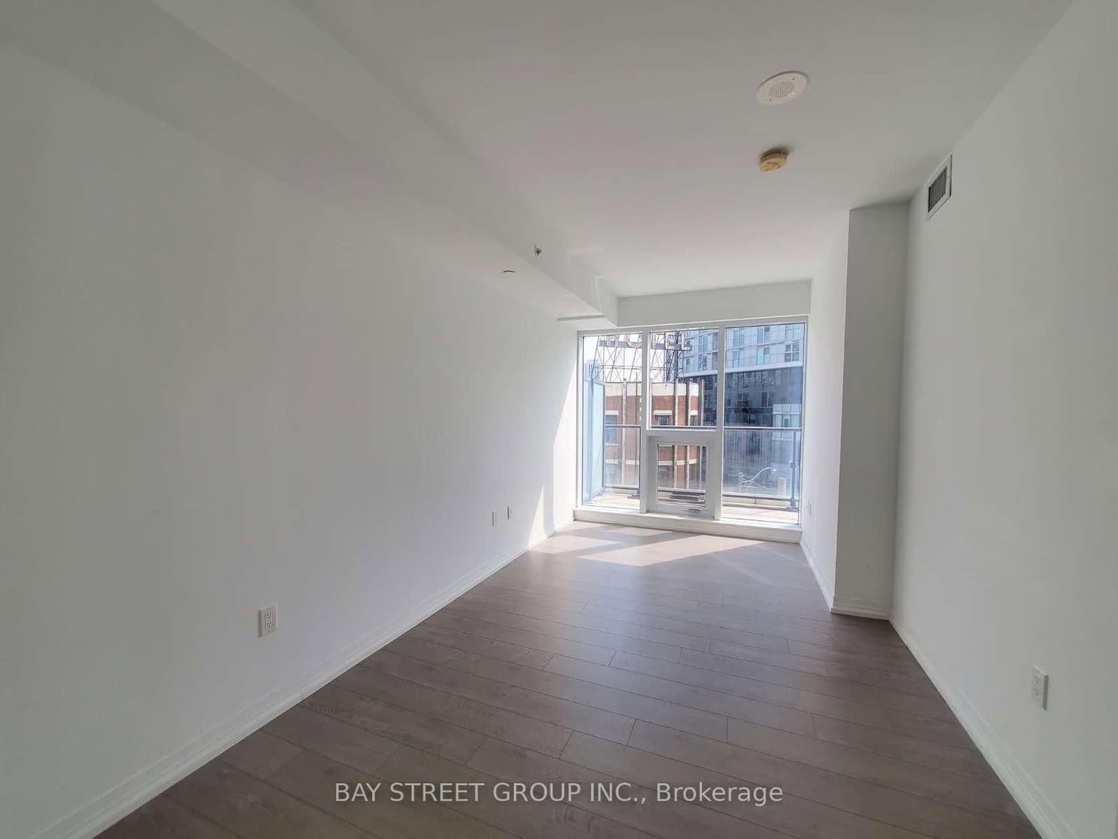 251 Jarvis Street, Unit 306 thumbnail 5