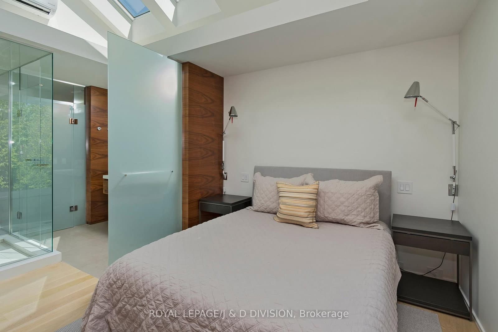 78 Roxborough Street E, Unit 400 thumbnail 7