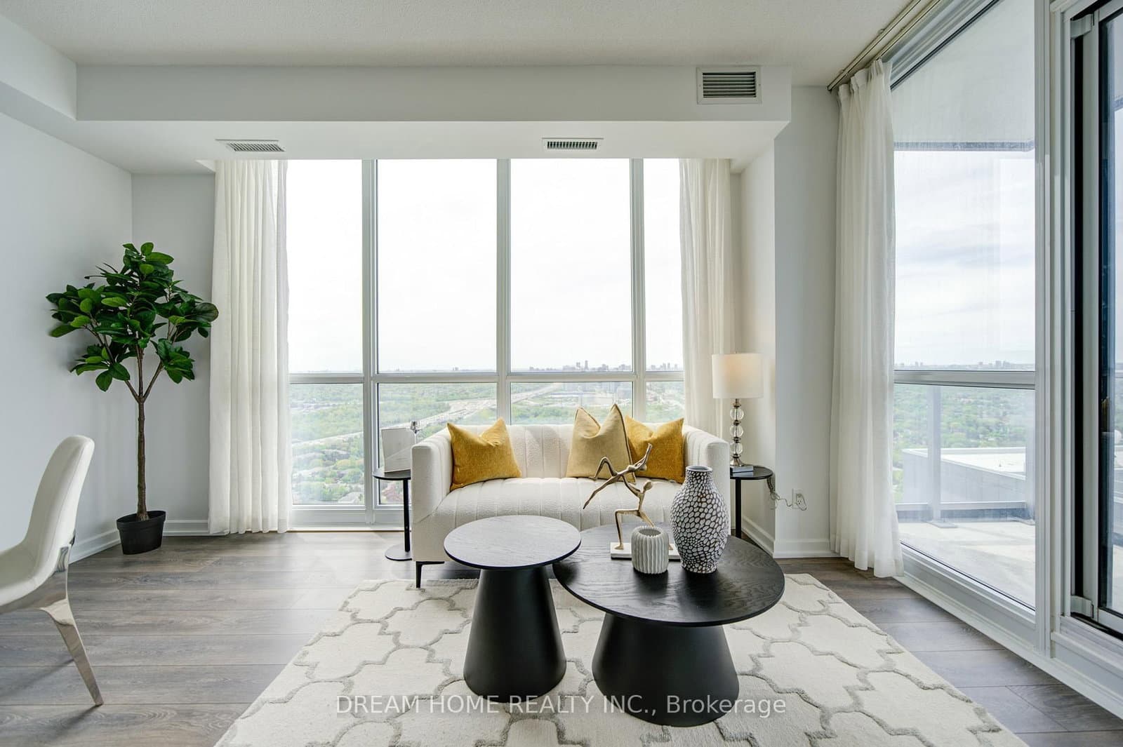 32 Forest Manor Road, Unit 2902 thumbnail 13