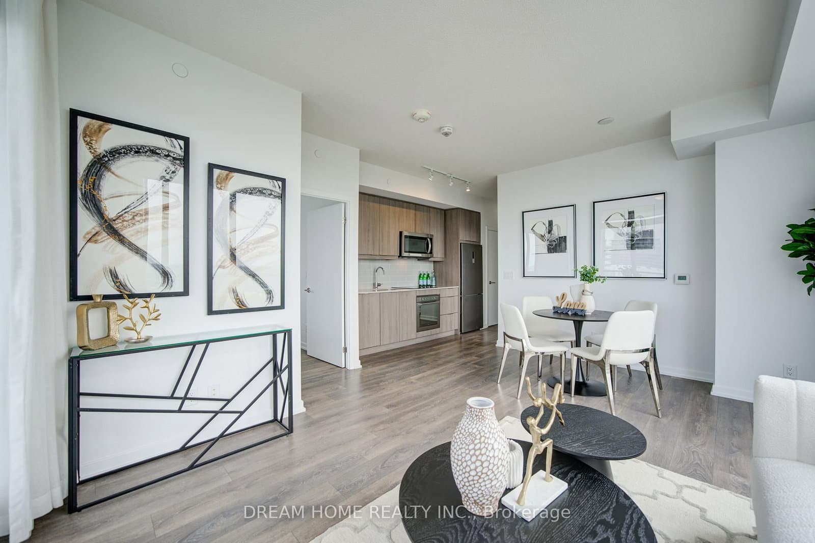 32 Forest Manor Road, Unit 2902 thumbnail 16