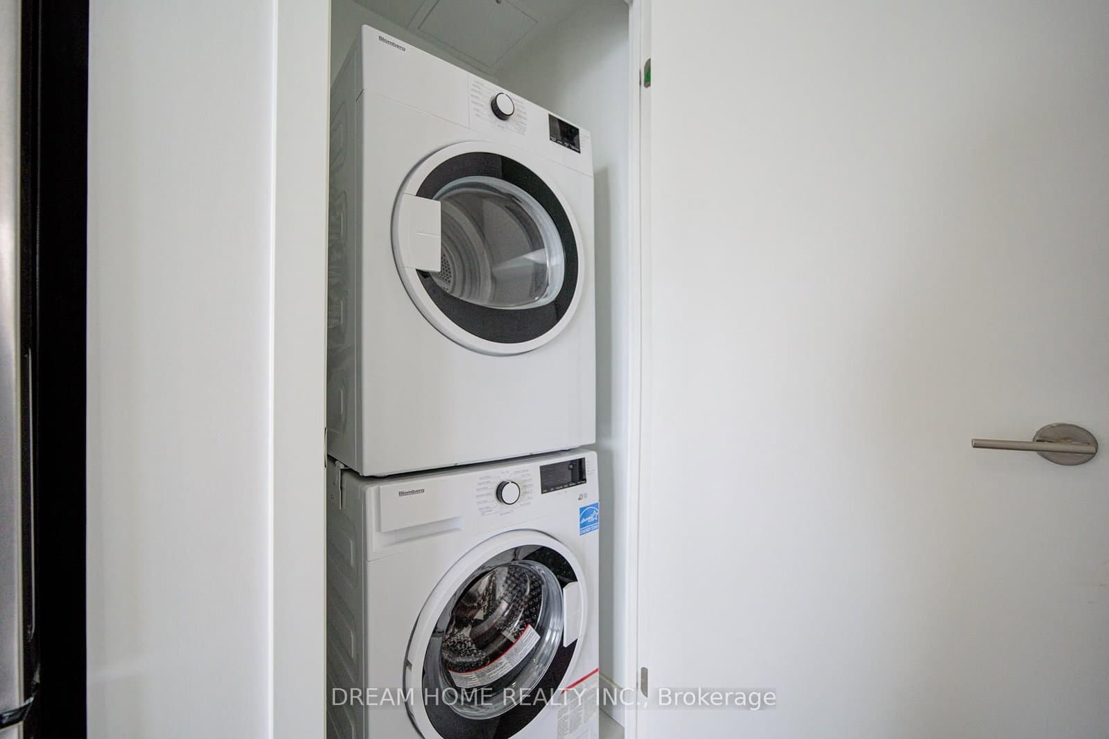 32 Forest Manor Road, Unit 2902 thumbnail 29