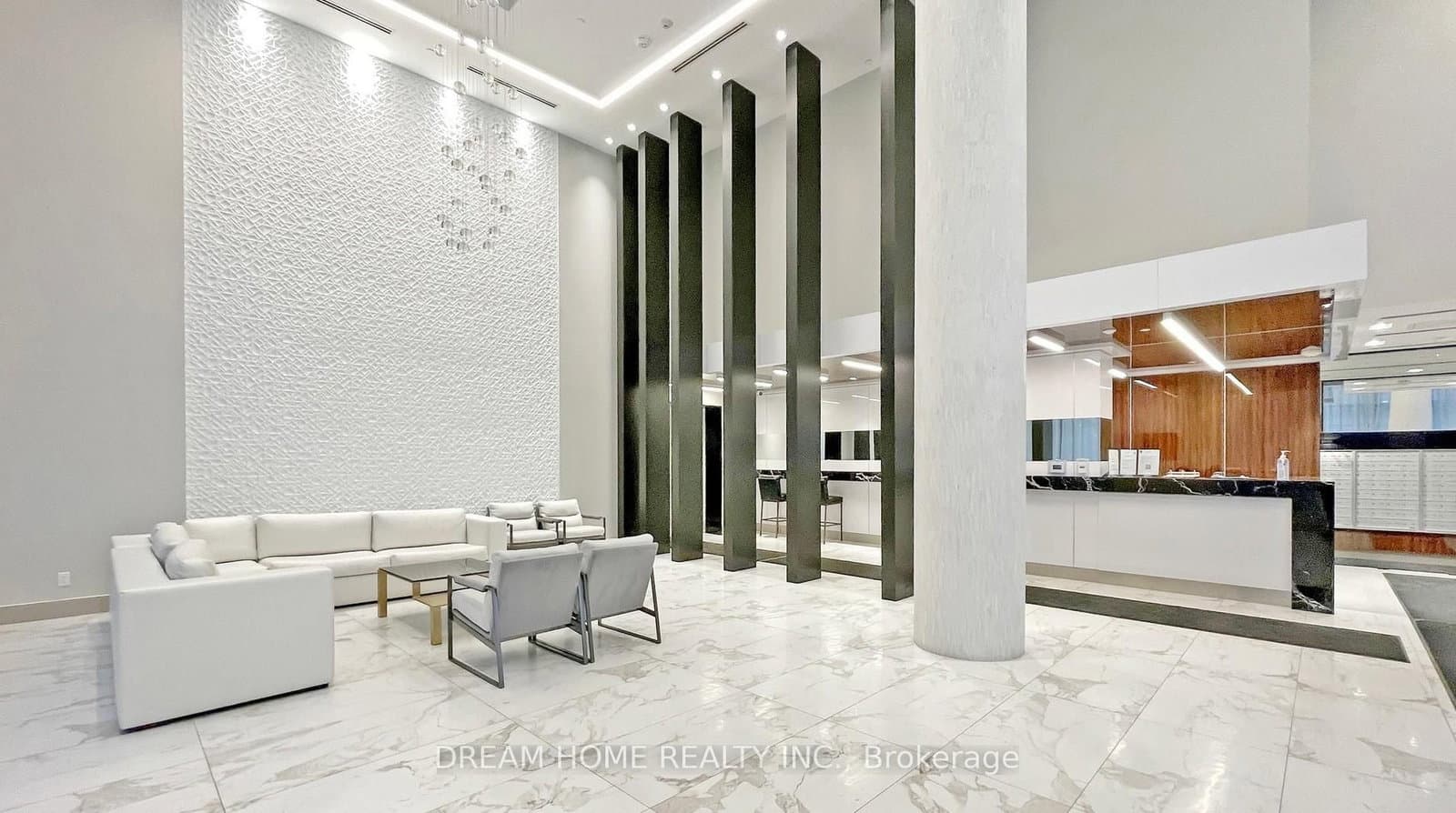 32 Forest Manor Road, Unit 2902 thumbnail 3
