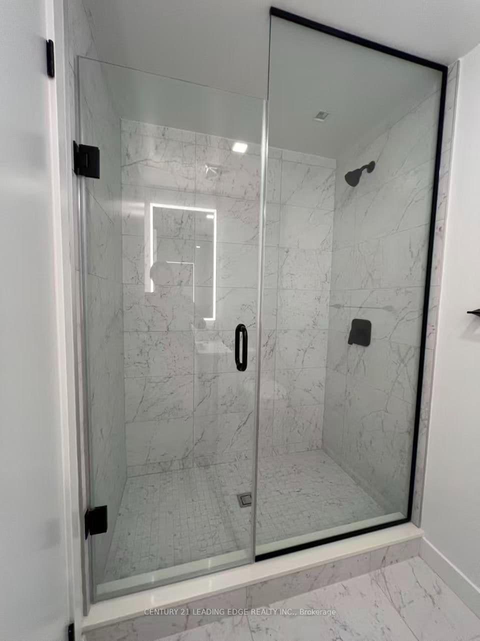 609 Sherbourne Street, Unit 3204 thumbnail 18