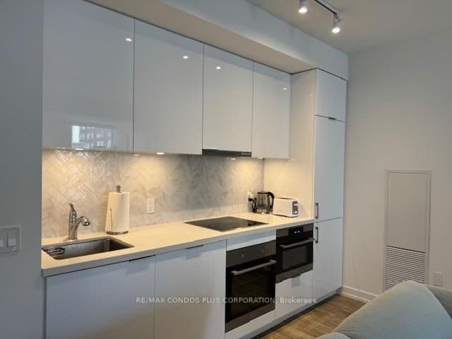 158 Front Street E, Unit 403 thumbnail 11