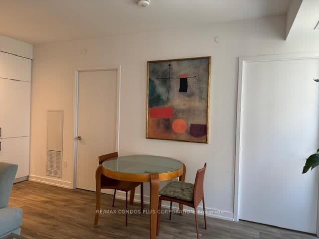 158 Front Street E, Unit 403 thumbnail 15