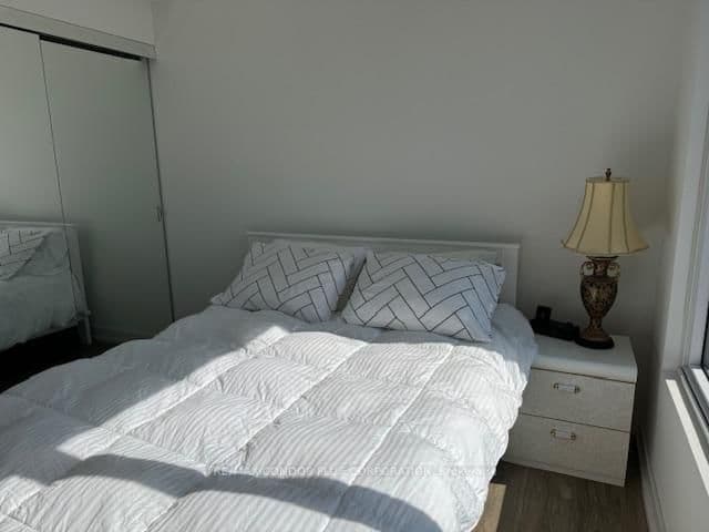 158 Front Street E, Unit 403 thumbnail 21