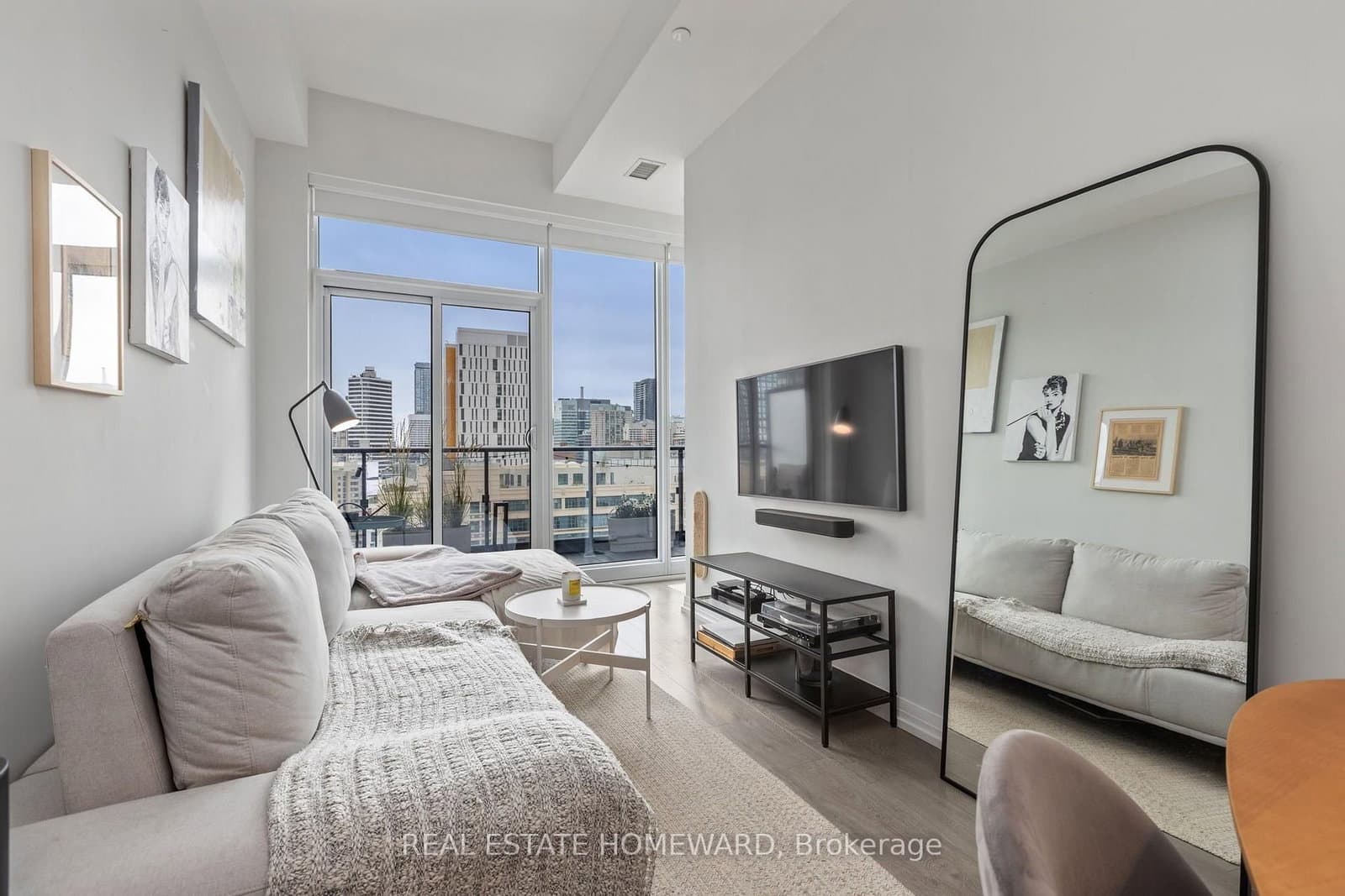 251 Jarvis Street, Unit 2006 thumbnail 8
