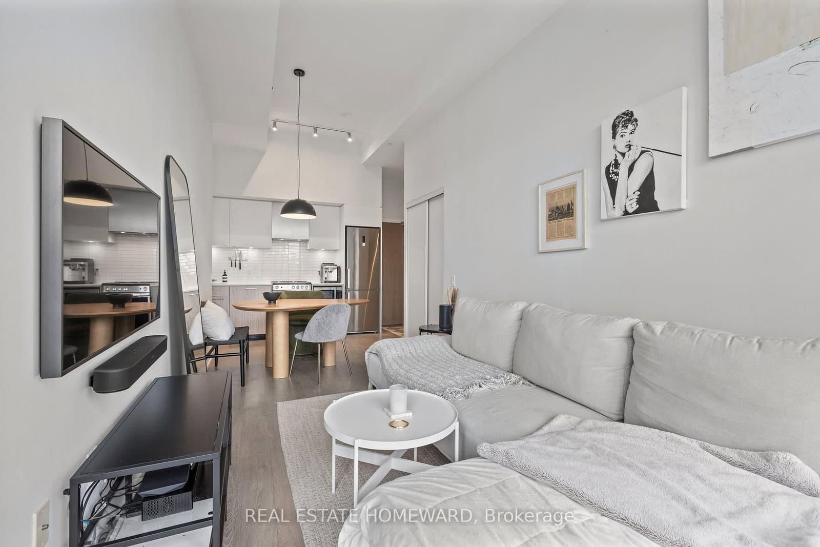 251 Jarvis Street, Unit 2006 thumbnail 9