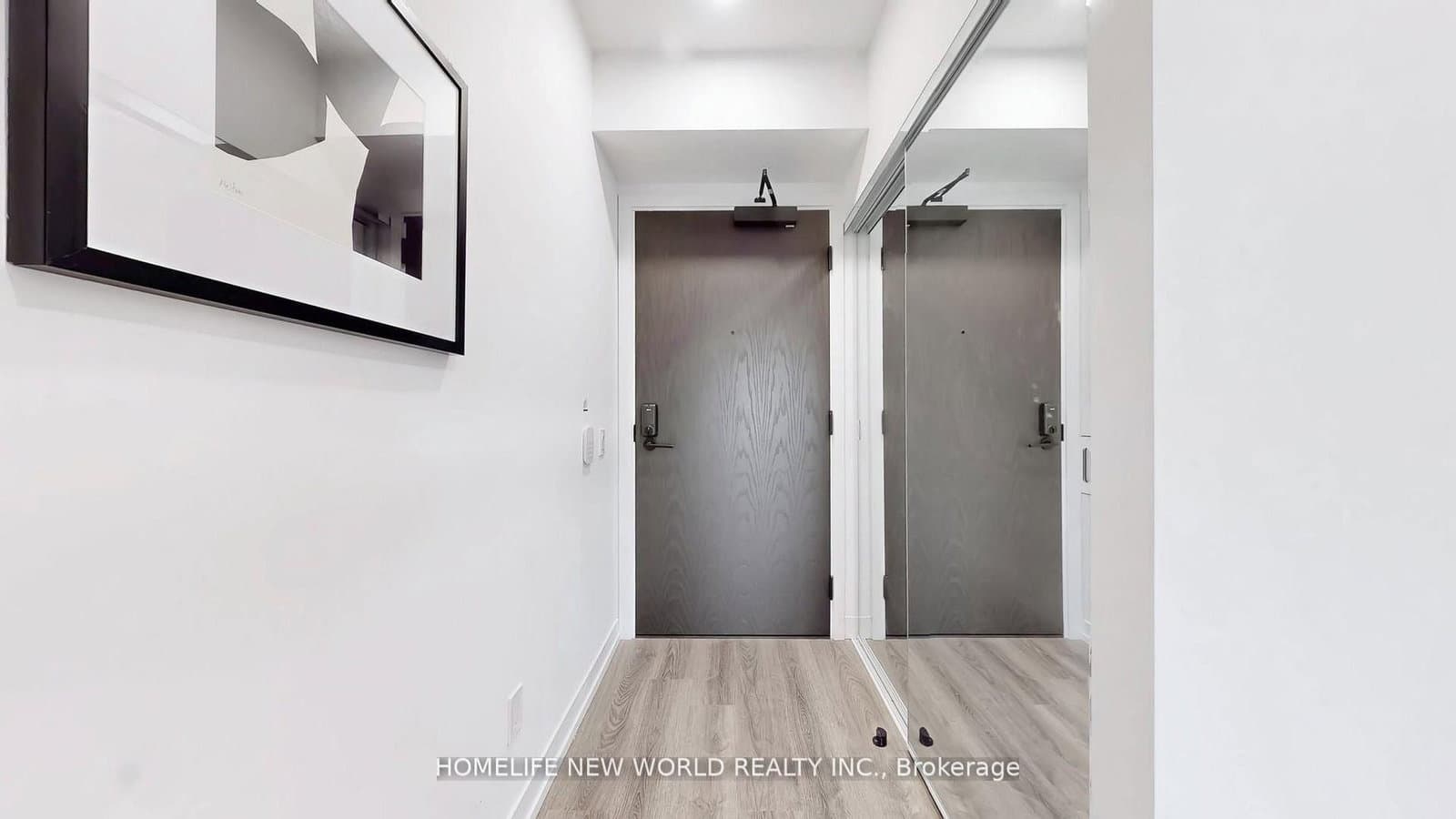 771 Yonge Street, Unit 1908 thumbnail 3