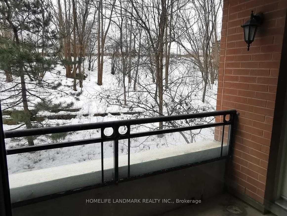 18 William Carson Crescent, Unit 304 thumbnail 10