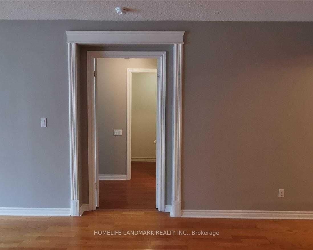 18 William Carson Crescent, Unit 304 thumbnail 11
