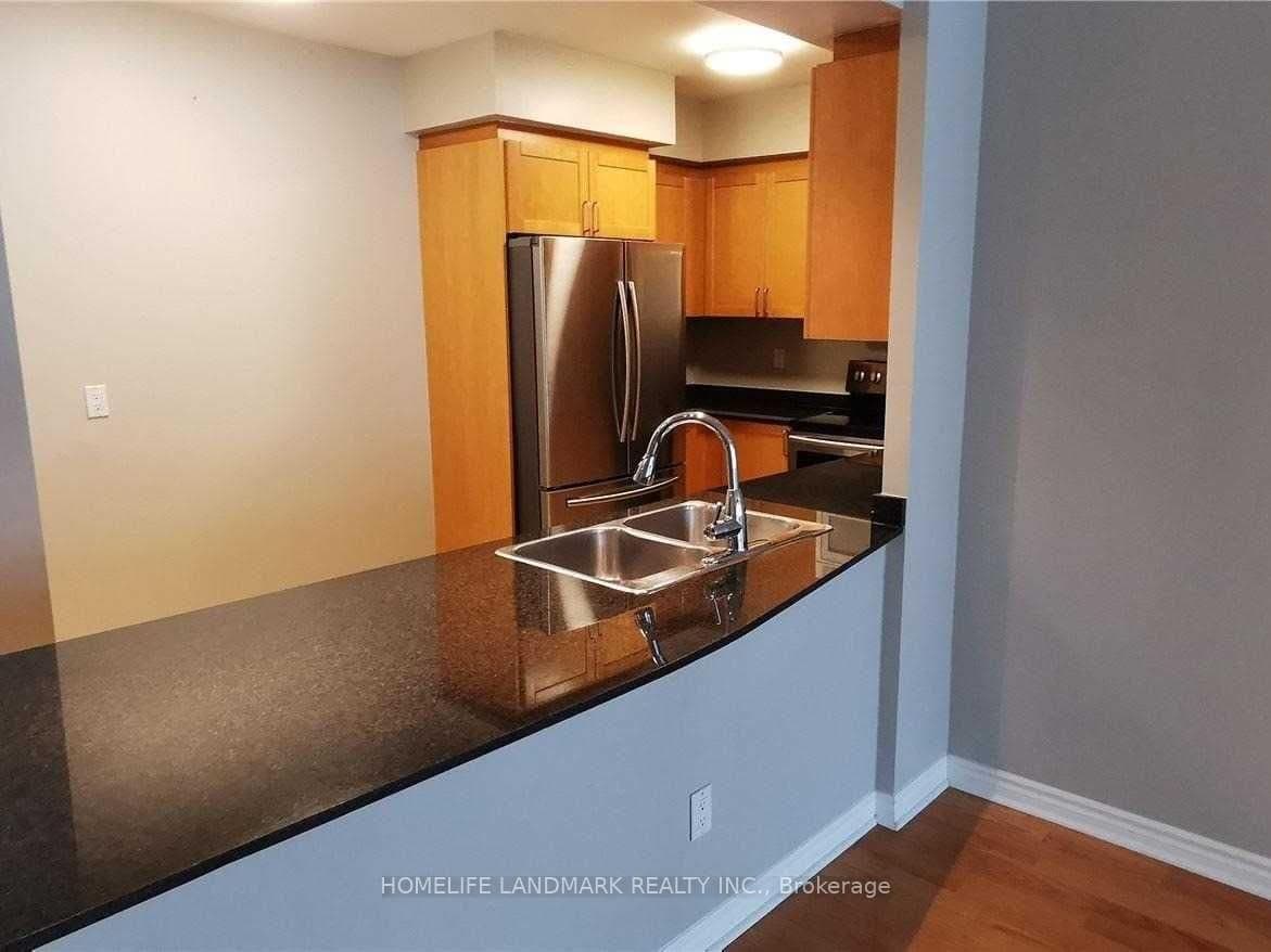 18 William Carson Crescent, Unit 304 thumbnail 4