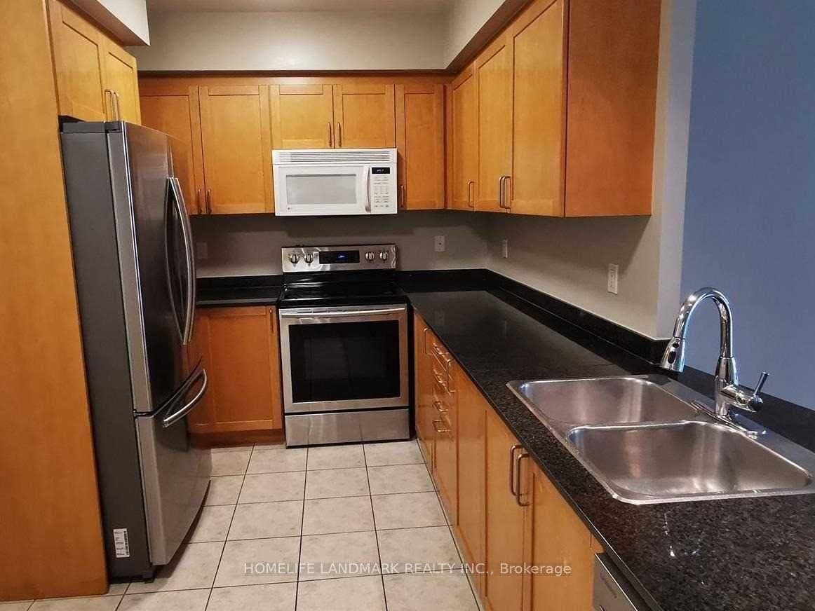 18 William Carson Crescent, Unit 304 thumbnail 5