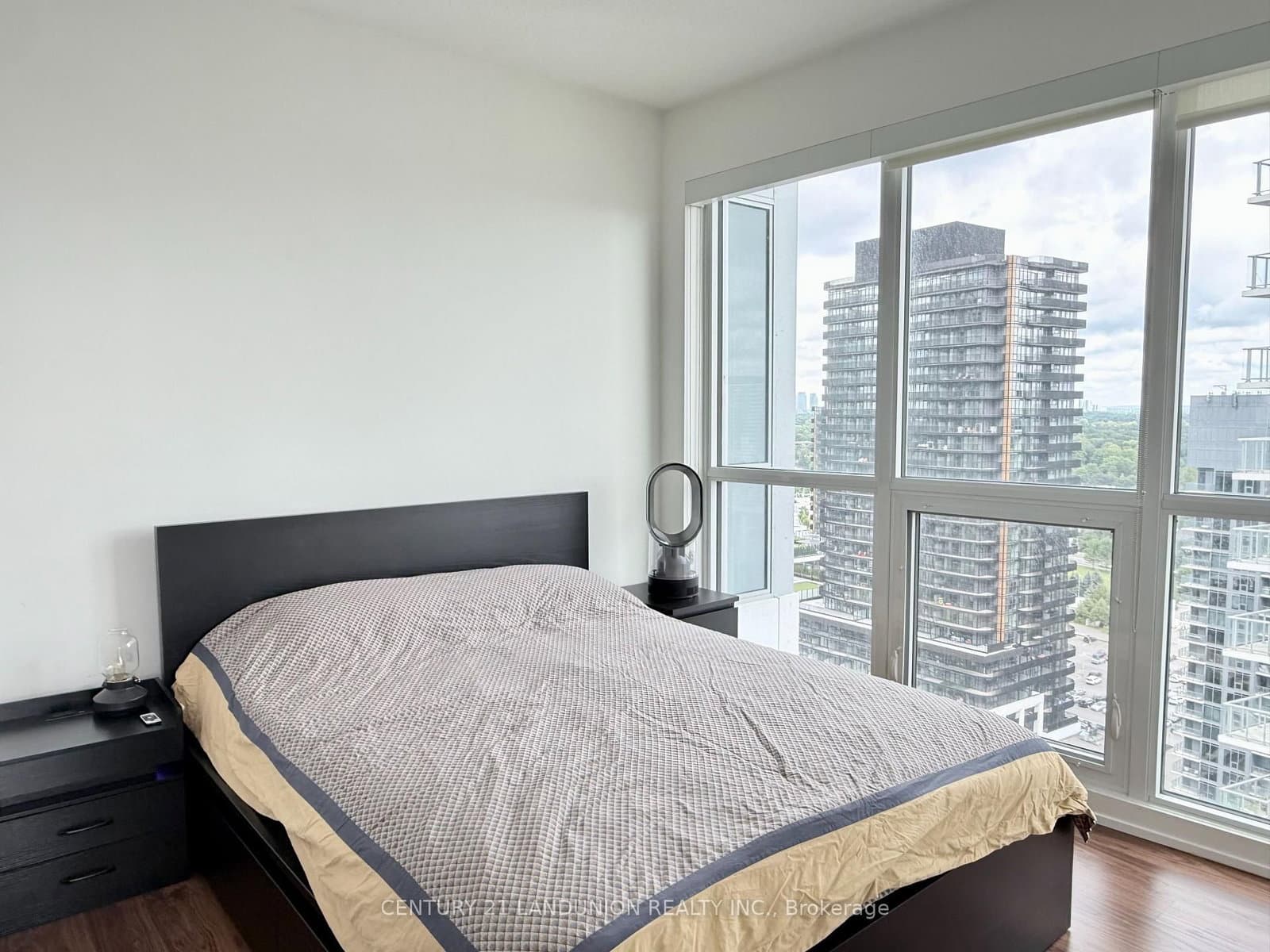 117 Mcmahon Drive, Unit 2509 thumbnail 13