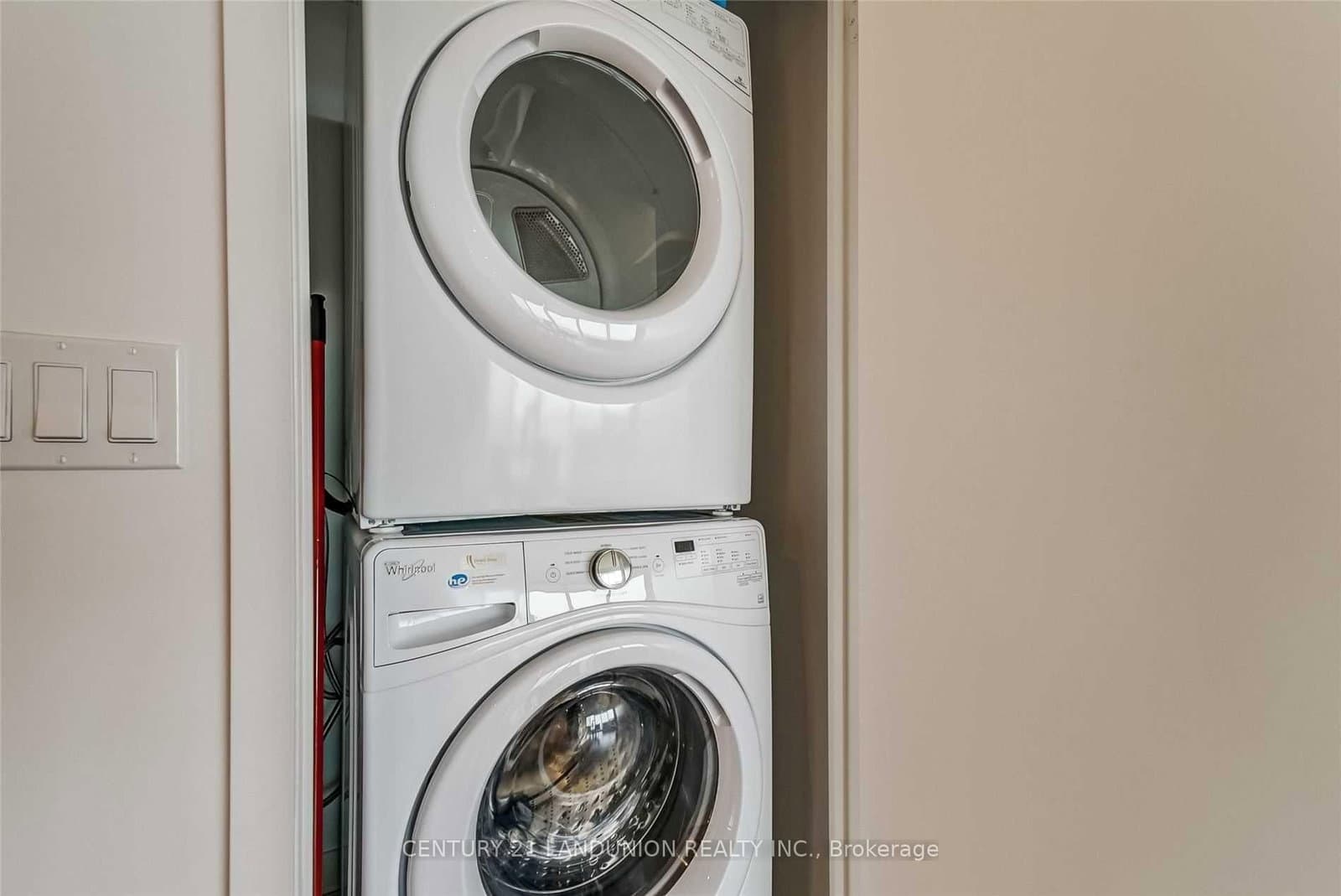 117 Mcmahon Drive, Unit 2509 thumbnail 16