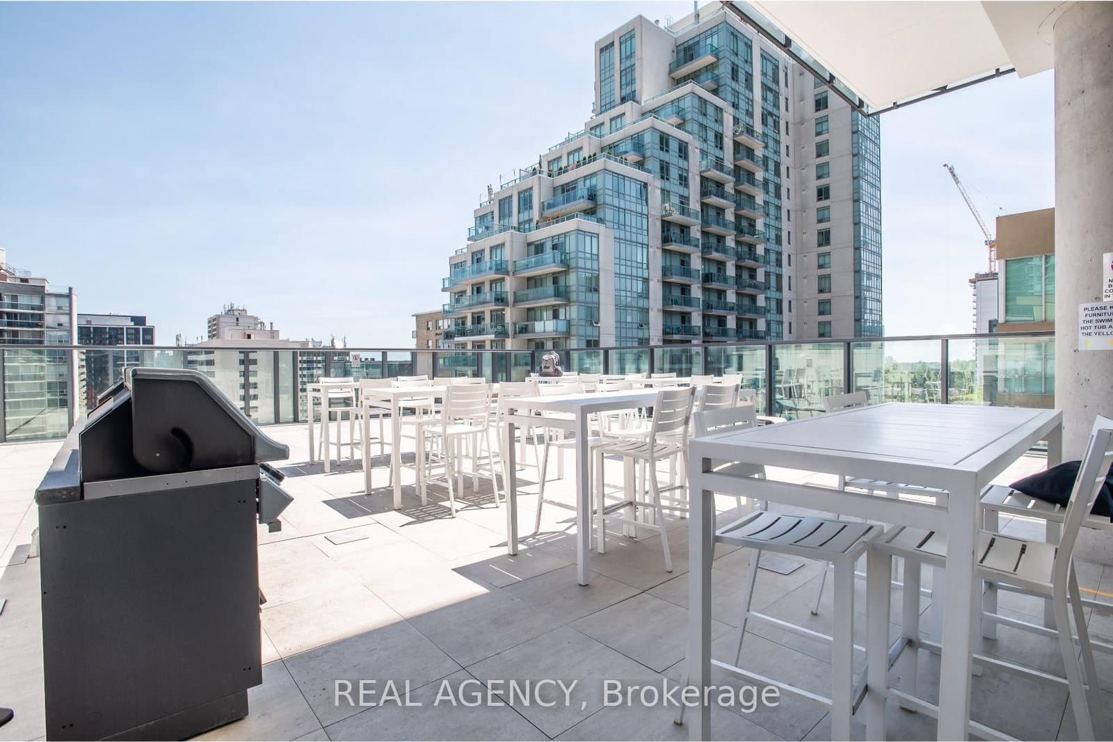 185 Roehampton Avenue, Unit 2512 thumbnail 35