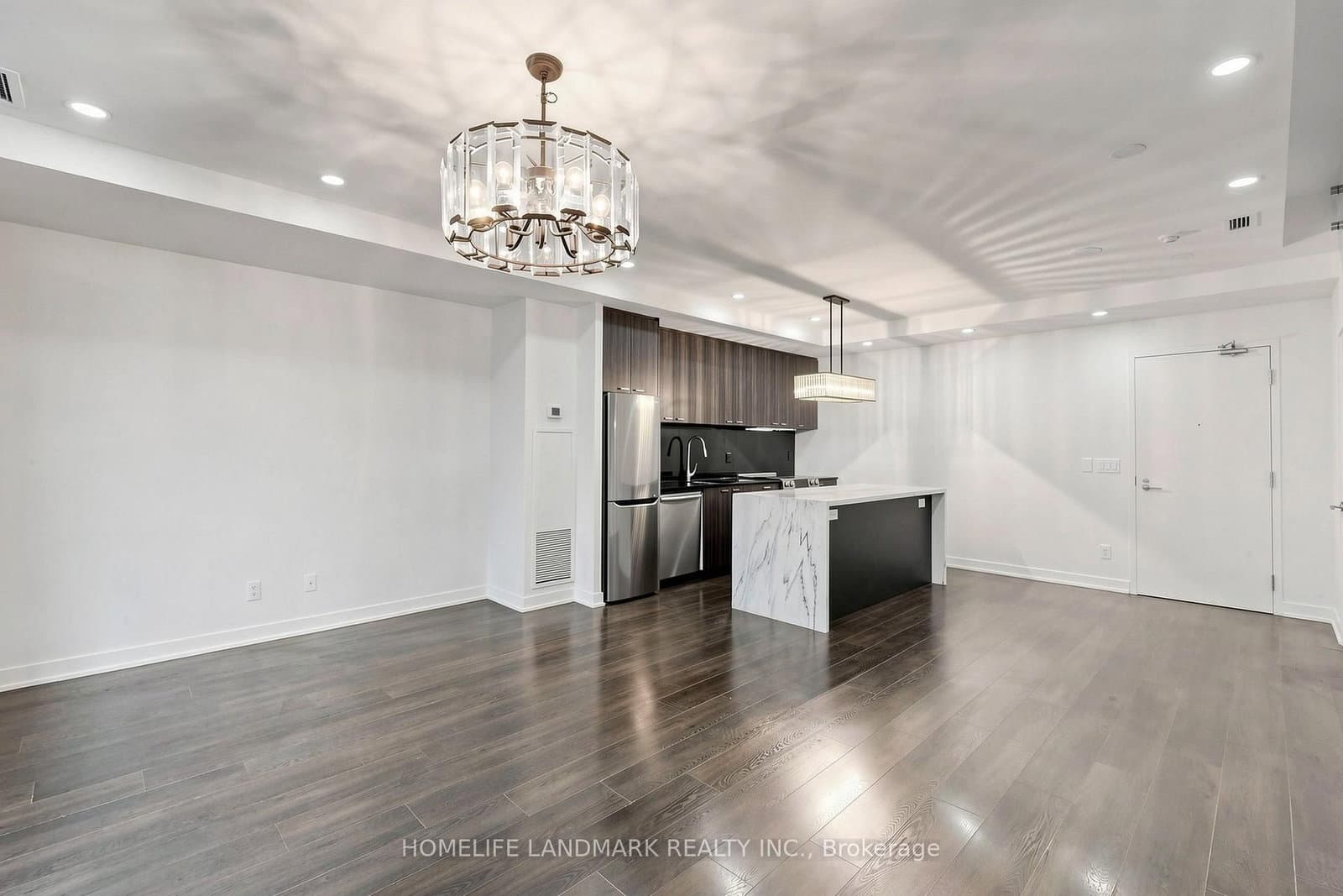 110 Charles Street E, Unit Th03 thumbnail 12