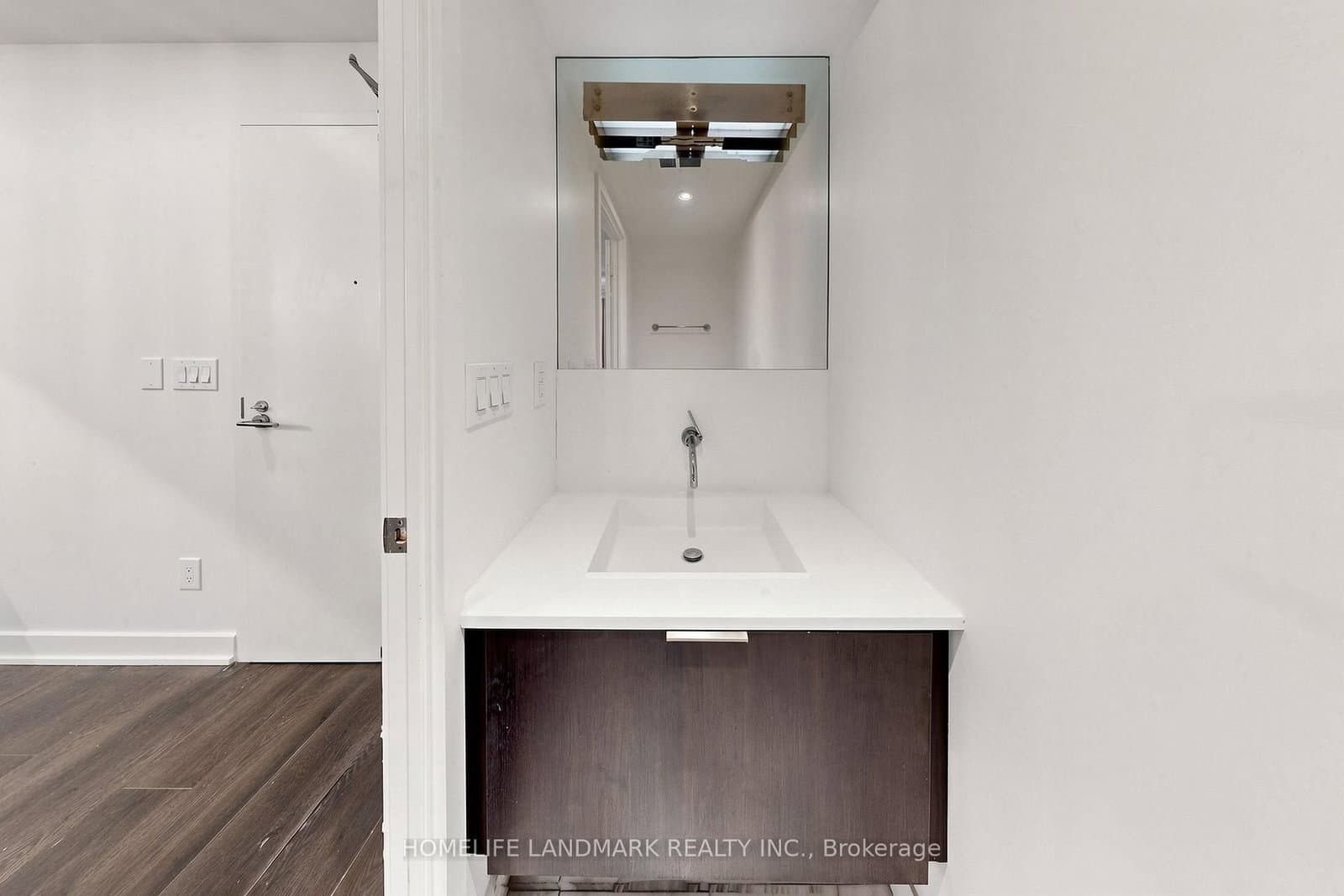 110 Charles Street E, Unit Th03 thumbnail 21