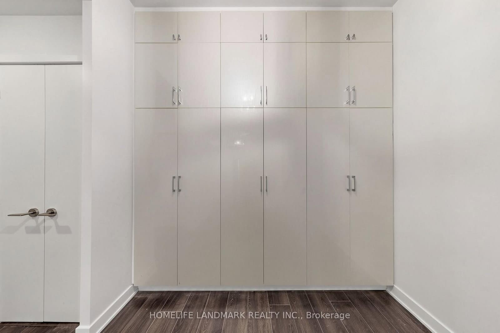 110 Charles Street E, Unit Th03 thumbnail 24