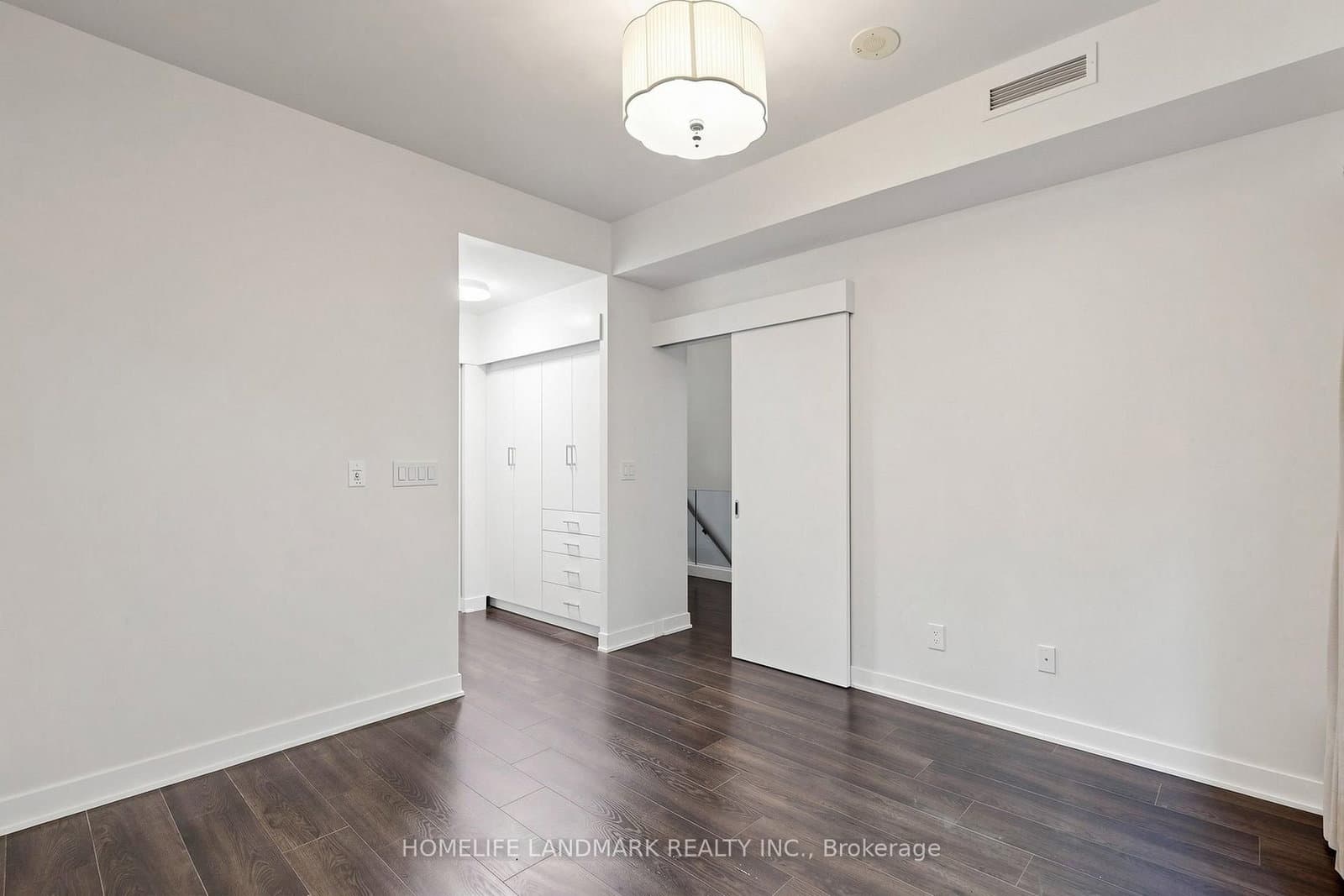 110 Charles Street E, Unit Th03 thumbnail 27