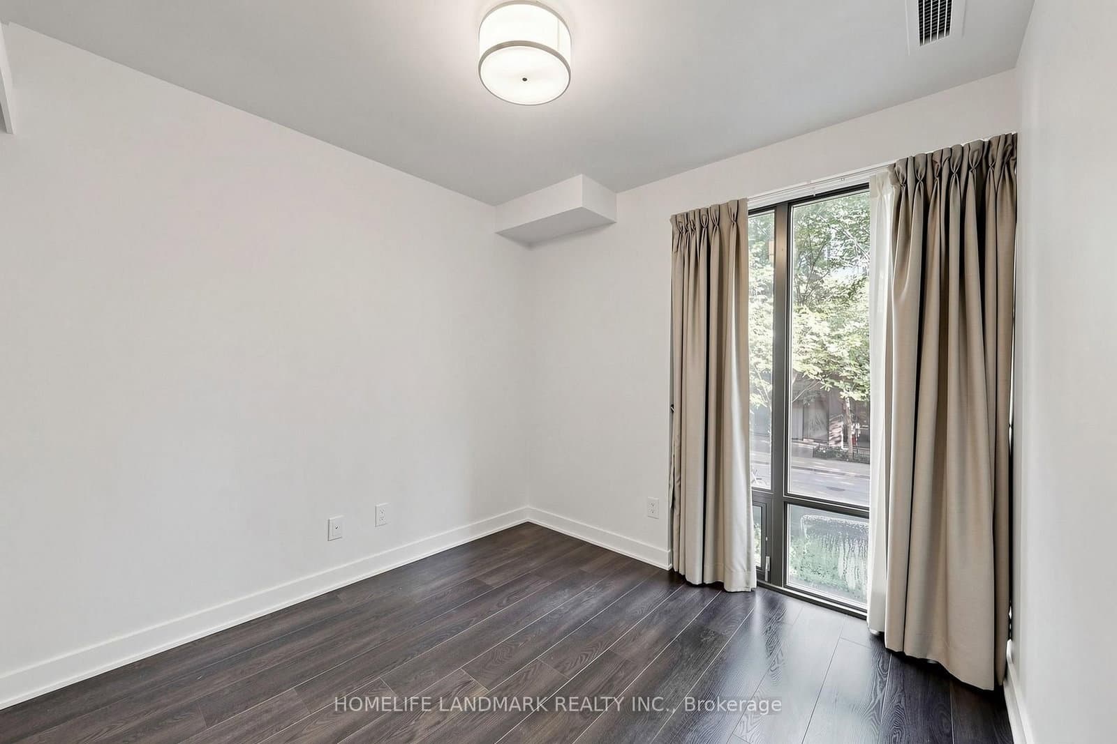 110 Charles Street E, Unit Th03 thumbnail 31